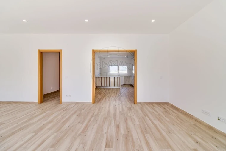 Moradia T3 para Venda em São João das Lampas e Terrugem Foto 19