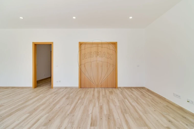 Moradia T3 para Venda em São João das Lampas e Terrugem Foto 18