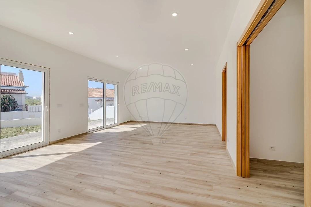 Moradia T3 para Venda em São João das Lampas e Terrugem Foto 17