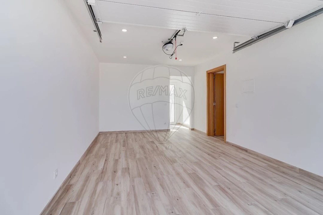 Moradia T3 para Venda em São João das Lampas e Terrugem Foto 40