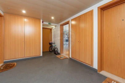 Apartamento T2 para Venda em Alvalade