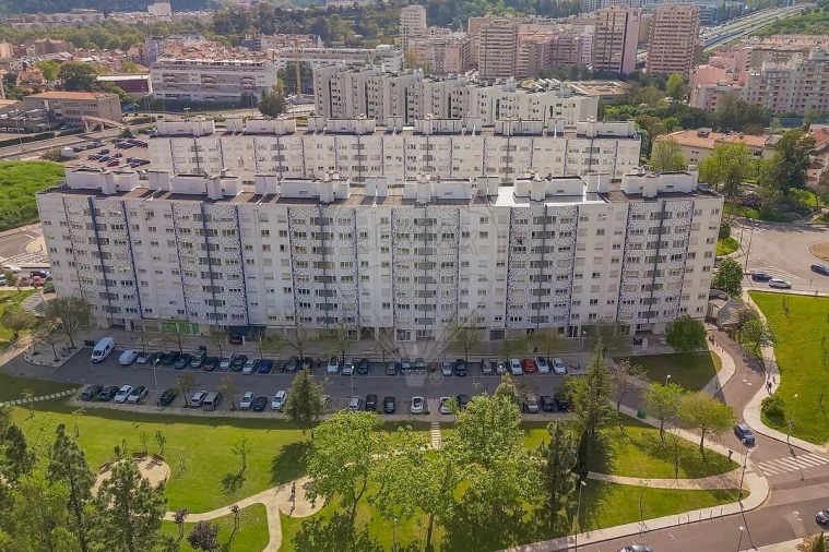 Apartamento T2 para Venda em Alvalade Foto 22