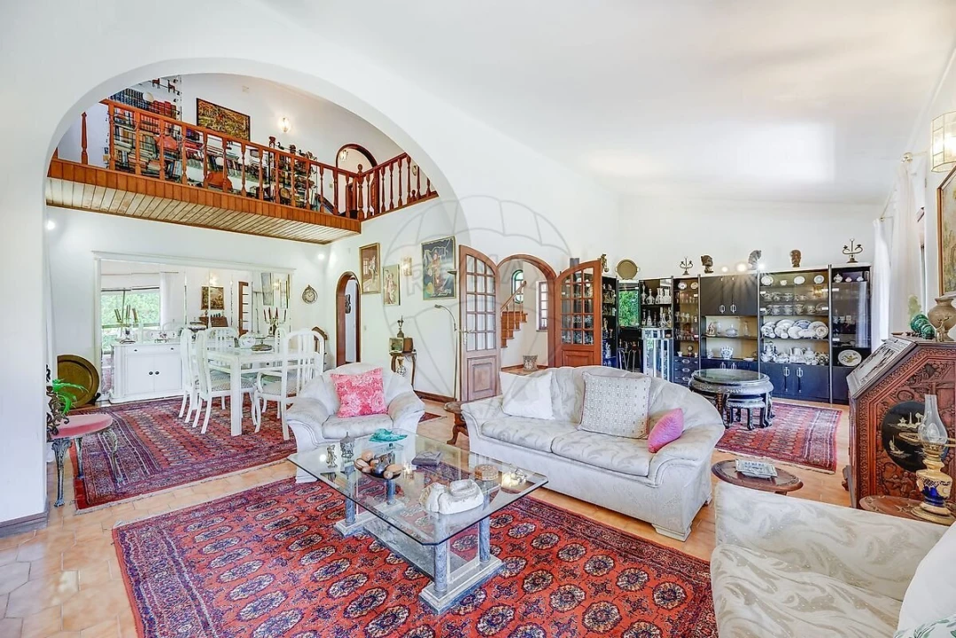 Moradia T4 para Venda em Cascais e Estoril Foto 1