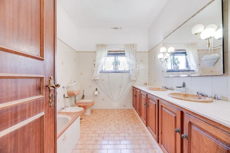 Moradia T4 para Venda em Cascais e Estoril Foto 2