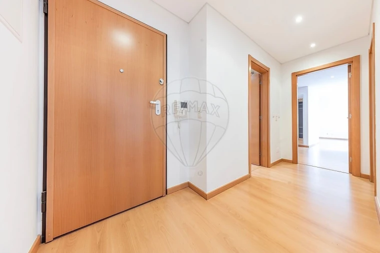 Apartamento T1 para Venda em Lumiar Foto 10