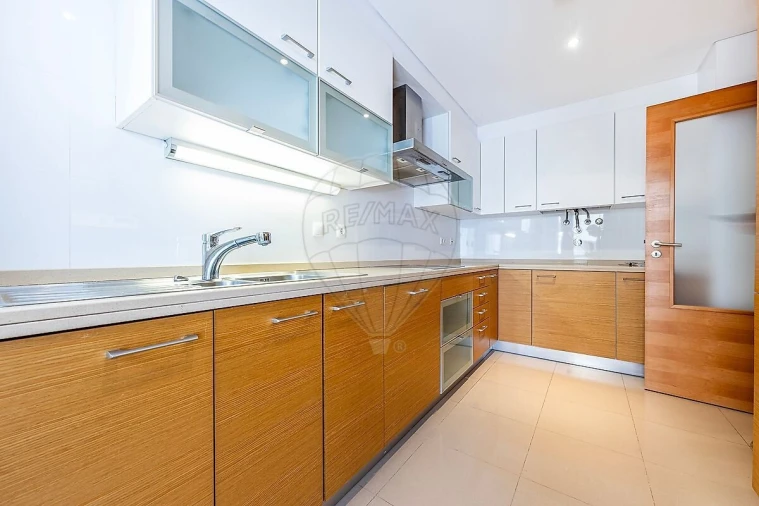Apartamento T1 para Venda em Lumiar Foto 15