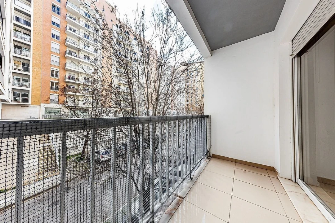 Apartamento T1 para Venda em Lumiar Foto 7