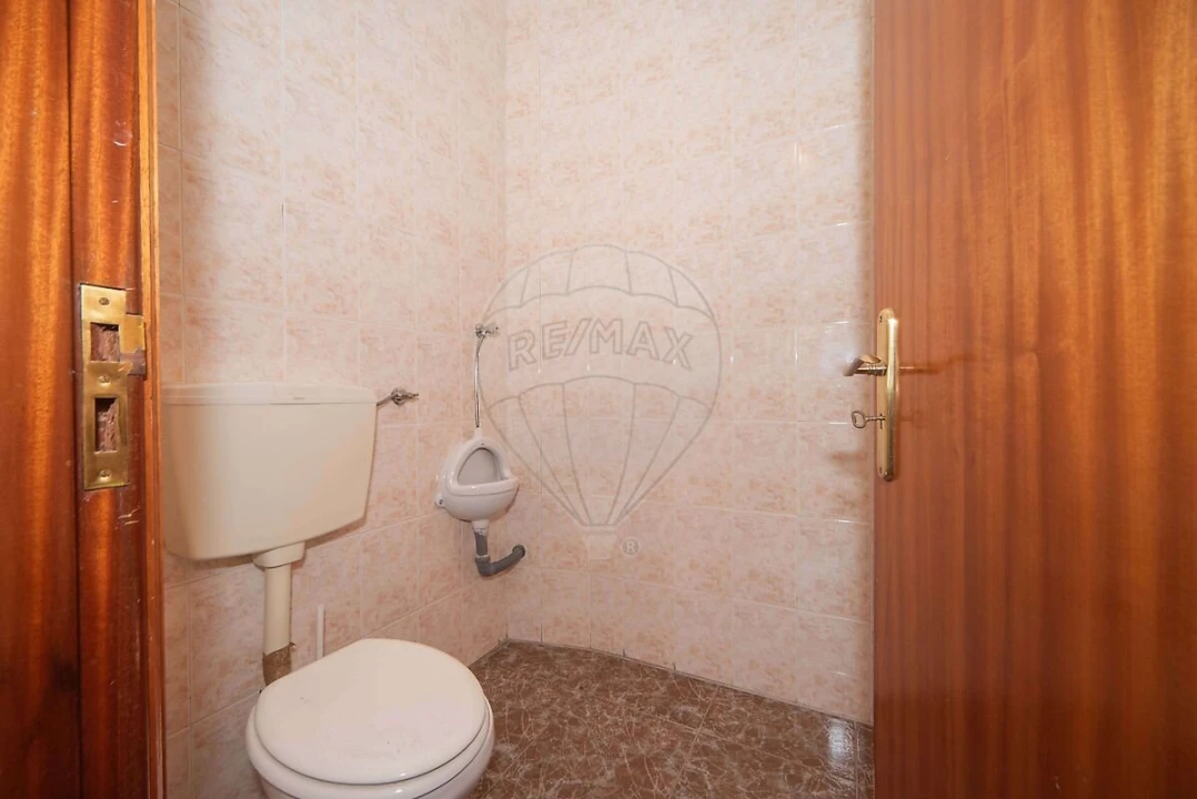 Loja para Arrendamento em Queluz e Belas Foto 19