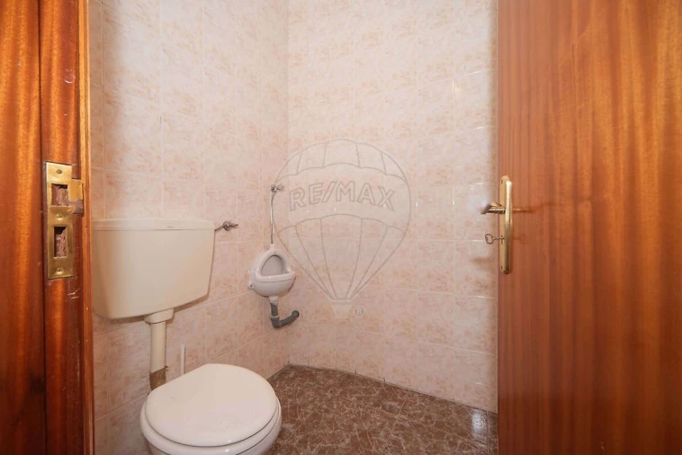 Loja para Arrendamento em Queluz e Belas Foto 19