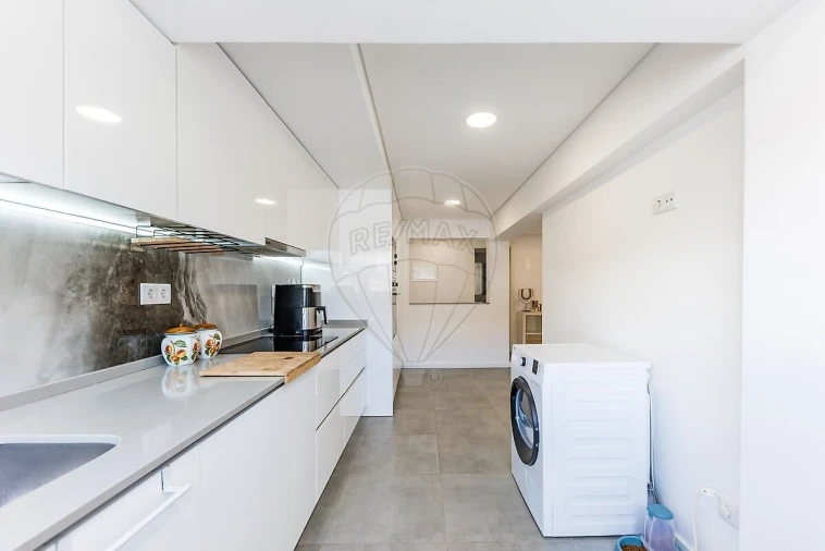 Apartamento T3 para Venda em Marvila Foto 4