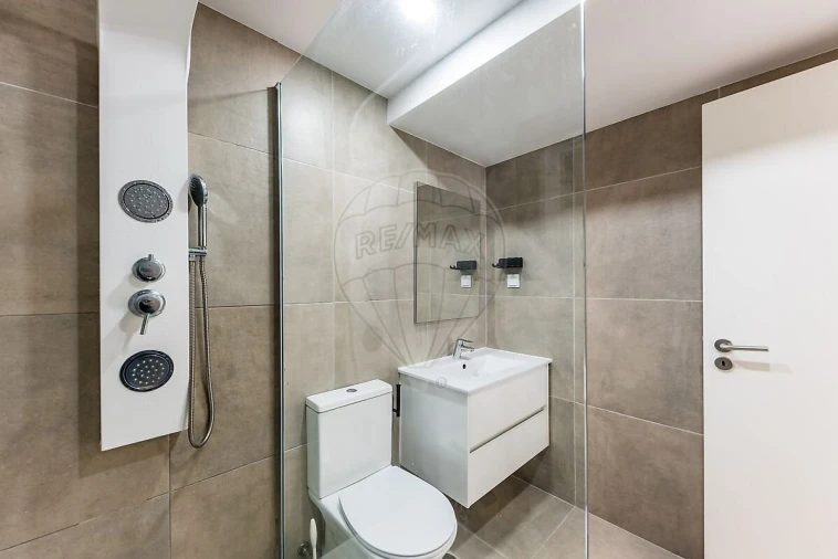 Apartamento T3 para Venda em Marvila Foto 19