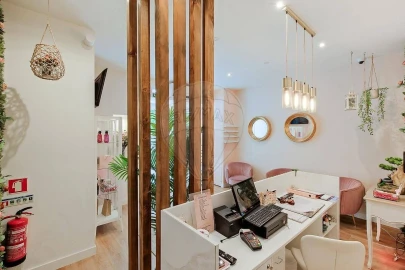 Loja para Arrendamento em Areeiro