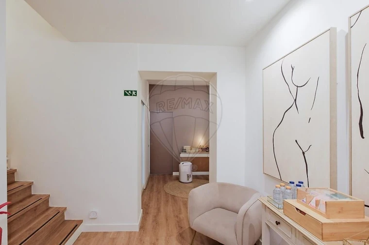 Loja para Arrendamento em Areeiro Foto 16