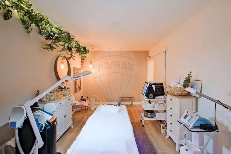 Loja para Arrendamento em Areeiro Foto 17