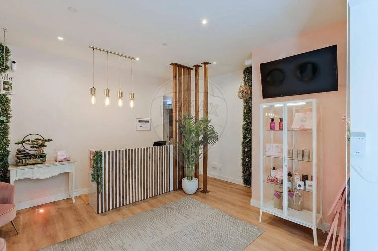 Loja para Arrendamento em Areeiro Foto 3