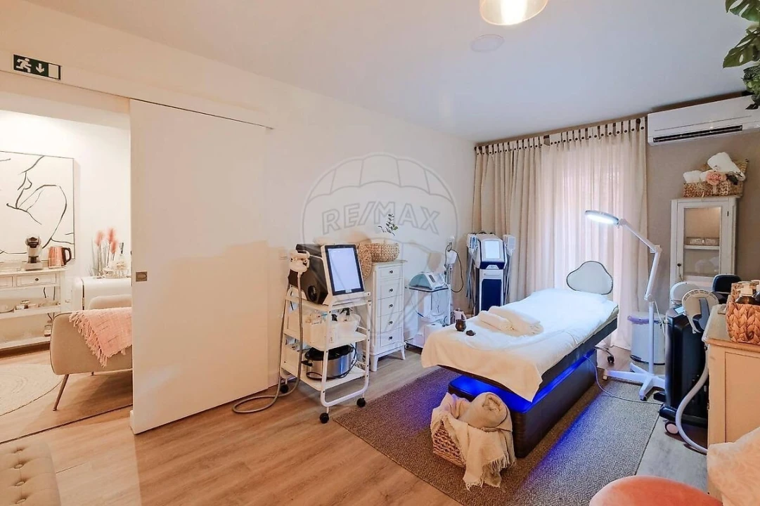 Loja para Arrendamento em Areeiro Foto 12