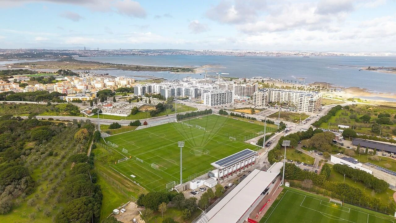 Apartamento T3 para Venda em Seixal, Arrentela e Aldeia de Paio Pires Foto 34