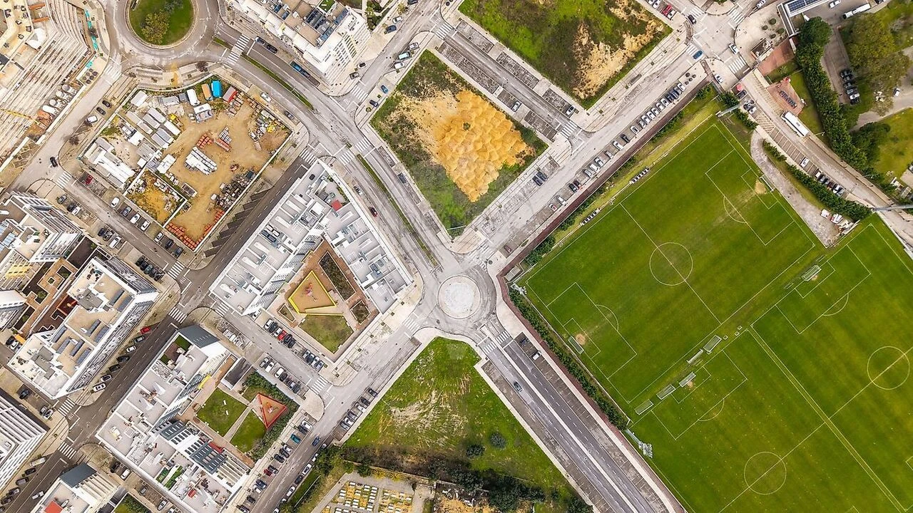 Apartamento T3 para Venda em Seixal, Arrentela e Aldeia de Paio Pires Foto 35