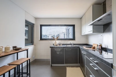 Apartamento T3 para Venda em Seixal, Arrentela e Aldeia de Paio Pires