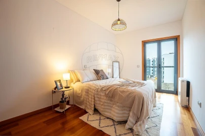 Apartamento T3 para Venda em Seixal, Arrentela e Aldeia de Paio Pires