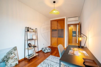 Apartamento T3 para Venda em Seixal, Arrentela e Aldeia de Paio Pires