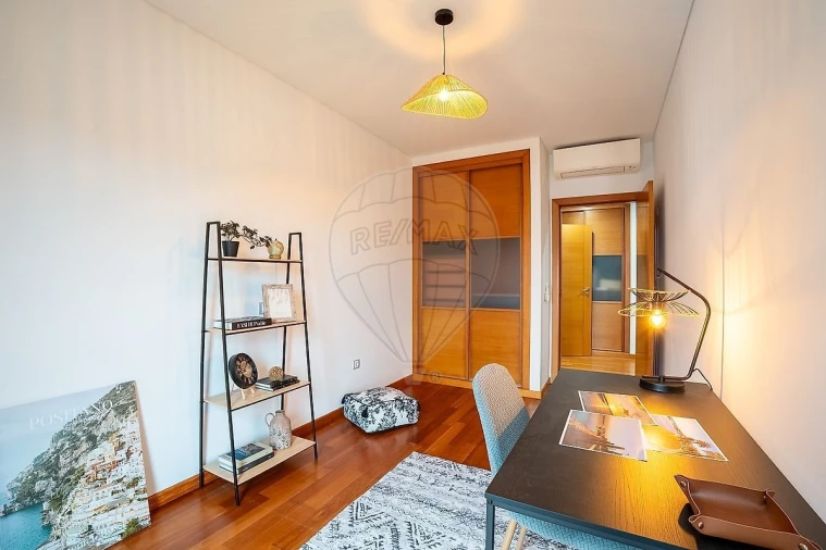 Apartamento T3 para Venda em Seixal, Arrentela e Aldeia de Paio Pires Foto 19