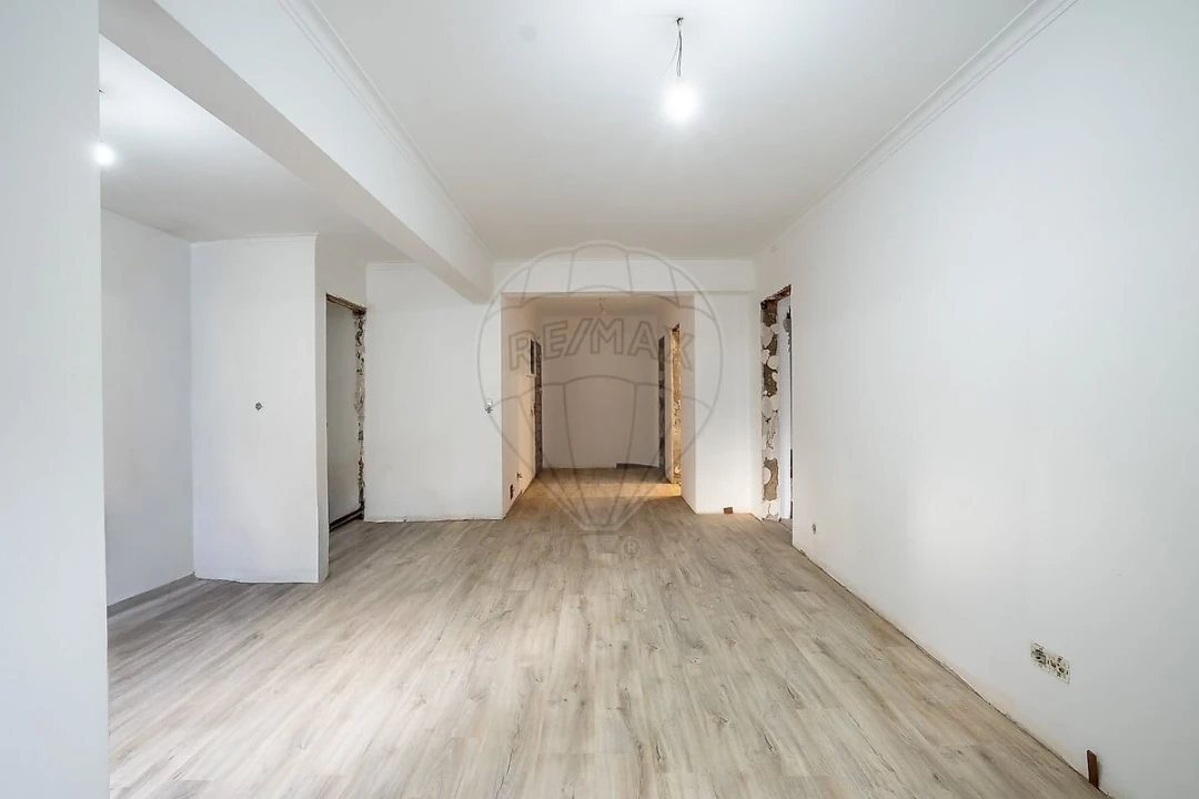 Apartamento T2 para Venda em Cacém e São Marcos Foto 7