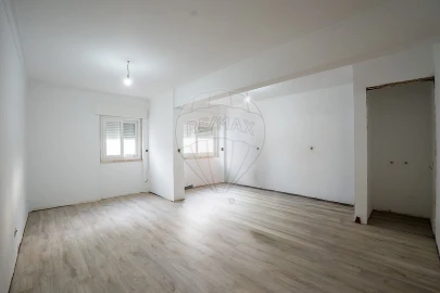 Apartamento T2 para Venda em Cacém e São Marcos