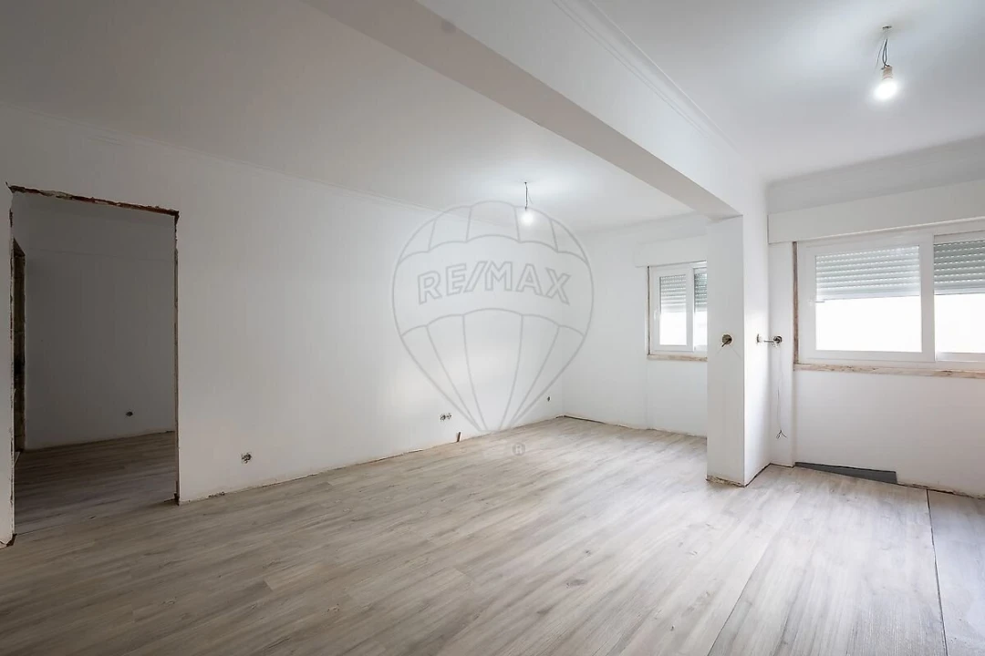 Apartamento T2 para Venda em Cacém e São Marcos Foto 4