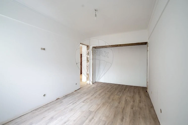 Apartamento T2 para Venda em Cacém e São Marcos Foto 12