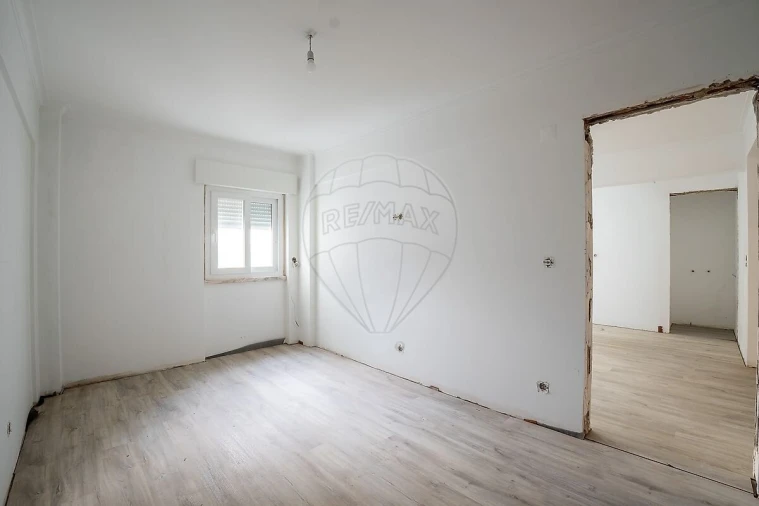 Apartamento T2 para Venda em Cacém e São Marcos Foto 10