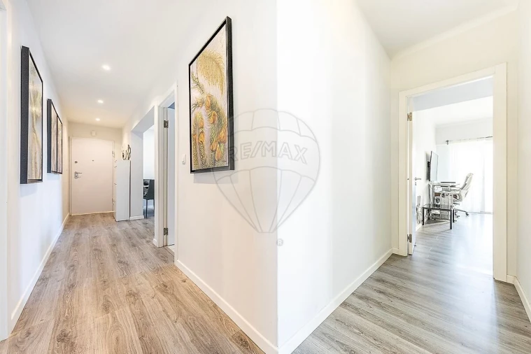 Apartamento T3 para Venda em Alcabideche Foto 18