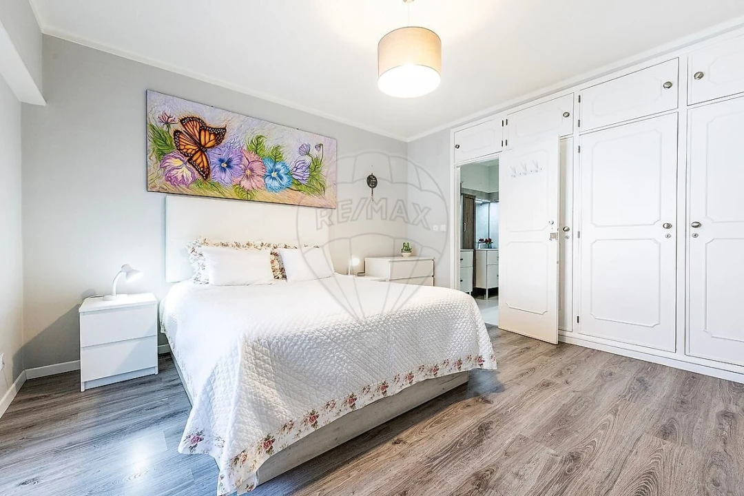 Apartamento T3 para Venda em Alcabideche Foto 12