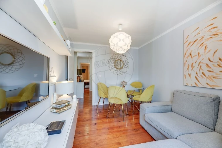 Apartamento T2 para Venda em Santa Maria Maior Foto 2