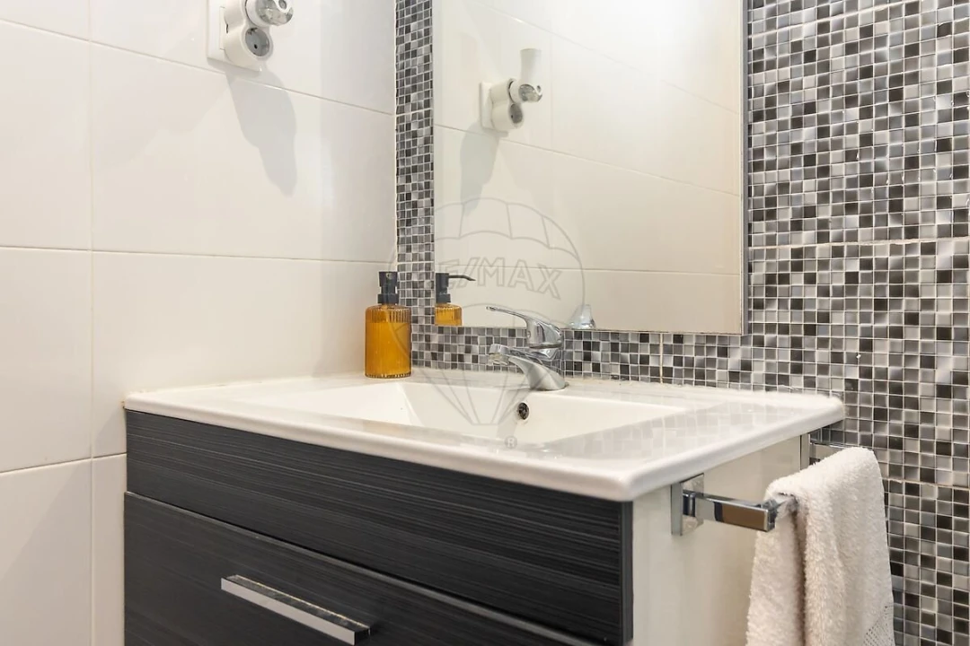 Apartamento T2 para Venda em Baixa da Banheira e Vale da Amoreira Foto 7