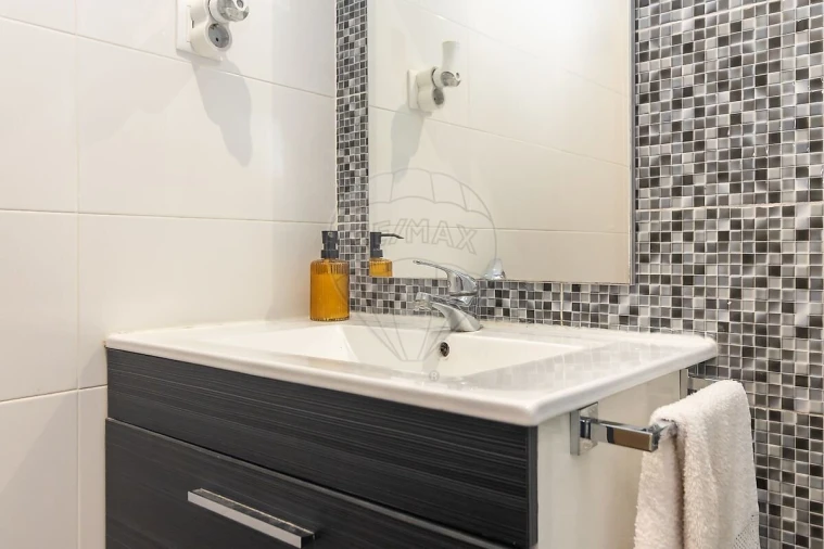Apartamento T2 para Venda em Baixa da Banheira e Vale da Amoreira Foto 7