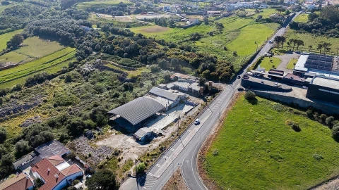 Terreno para Venda em Algueirão-Mem Martins