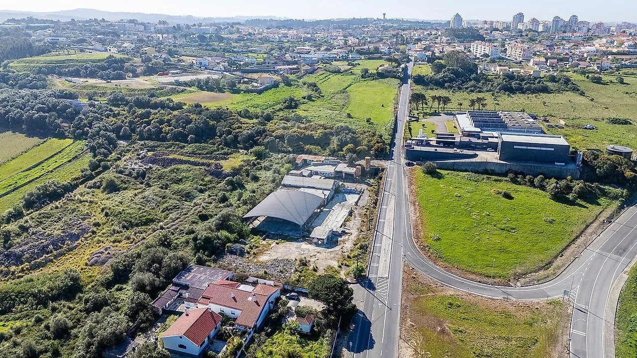Terreno para Venda em Algueirão-Mem Martins Foto 4
