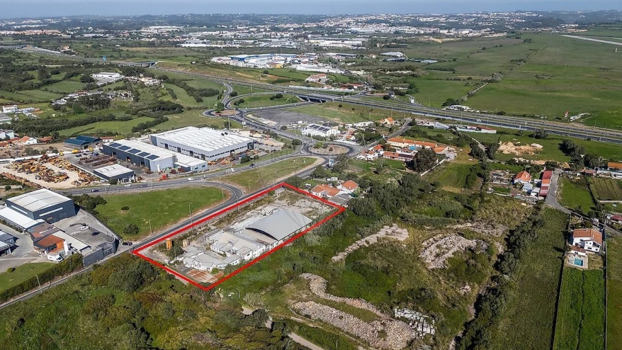 Terreno para Venda em Algueirão-Mem Martins