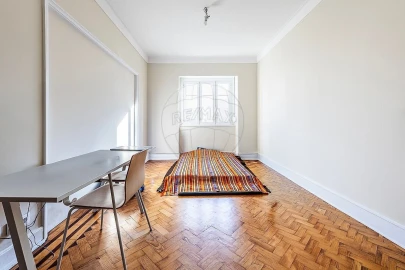 Apartamento T4 para Venda em Avenidas Novas