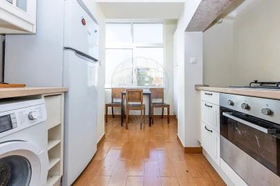Apartamento T4 para Venda em Avenidas Novas