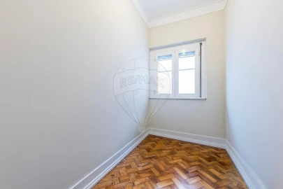 Apartamento T4 para Venda em Avenidas Novas
