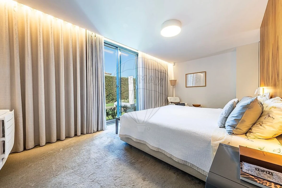 Moradia T5 para Venda em Santa Maria e São Miguel, São Martinho, São Pedro Penaferrim Foto 42