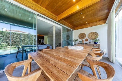 Moradia T5 para Venda em Santa Maria e São Miguel, São Martinho, São Pedro Penaferrim