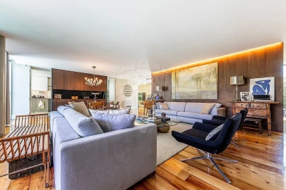 Moradia T5 para Venda em Santa Maria e São Miguel, São Martinho, São Pedro Penaferrim