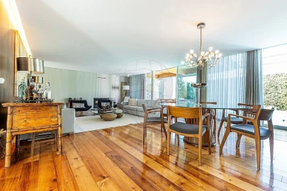 Moradia T5 para Venda em Santa Maria e São Miguel, São Martinho, São Pedro Penaferrim