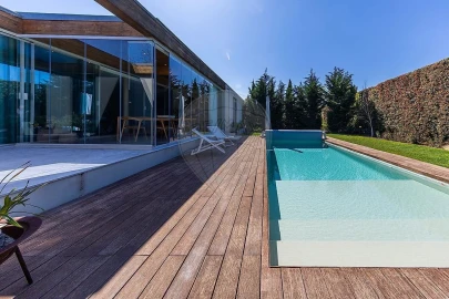 Moradia T5 para Venda em Santa Maria e São Miguel, São Martinho, São Pedro Penaferrim