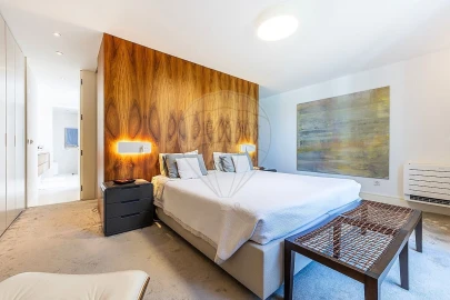 Moradia T5 para Venda em Santa Maria e São Miguel, São Martinho, São Pedro Penaferrim