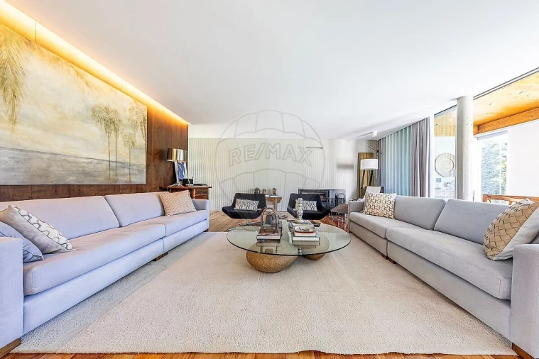 Moradia T5 para Venda em Santa Maria e São Miguel, São Martinho, São Pedro Penaferrim Foto 13