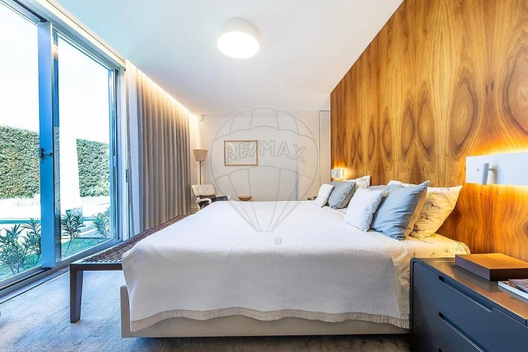 Moradia T5 para Venda em Santa Maria e São Miguel, São Martinho, São Pedro Penaferrim Foto 43